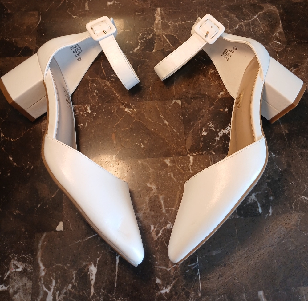 Dream Pairs White Block Heel Ankle Strap Pumps